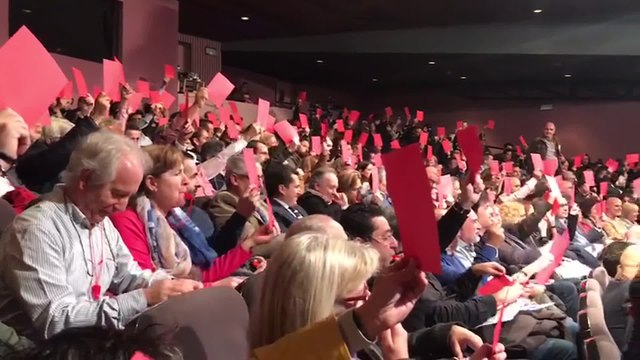 Restauradores de Barcelona exigen rectificar la subida de tasa de terrazas