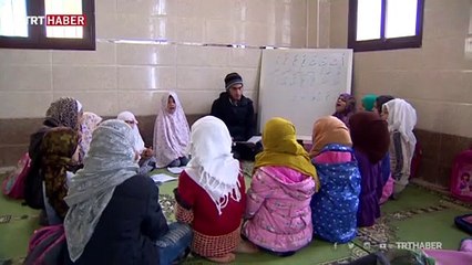 Tel Abyad'da çocuklar camilerde Kur'an-ı Kerim öğreniyor