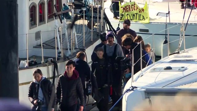 Greta Thunberg chega a Lisboa a caminho de Madri para a COP25