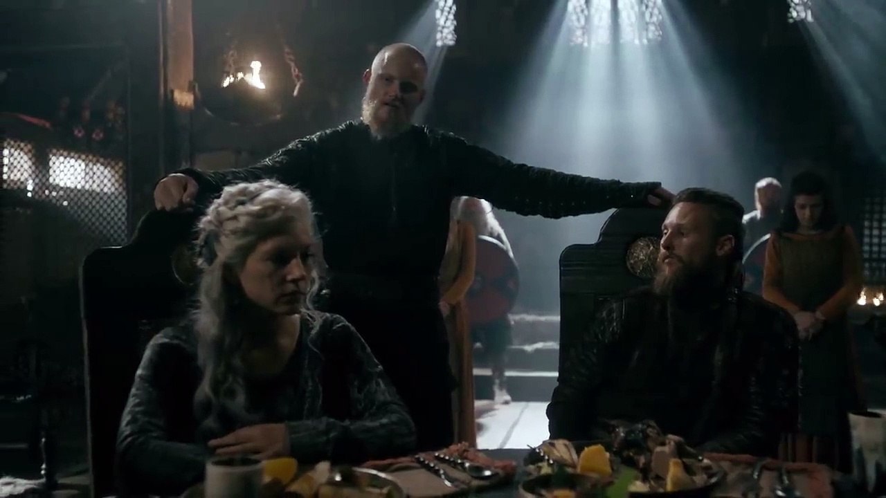 Vikings - Nouvel extrait de la saison 6 avec Lagertha et Bjorn (vo)
