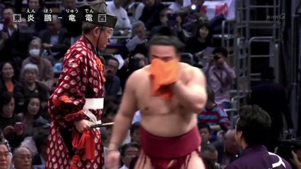 Enho vs Ryuden - Kyushu 2019, Makuuchi - Day 2