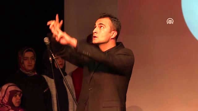 Dünya Engelliler Günü'nde engelliler mehteran gösterisi yaptı