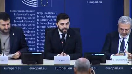 Matteo Salvini a Bruxelles: "C'è chi è servo dei poteri forti dell'Europa, c'è chi in Europa combatte per cambiarla radicalmente, ritornando allo spirito originario e mettendo al centro i Popoli"