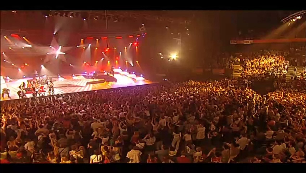 Star Academy — "Quand on a que l'amour" – (J. Brel) | (Le spectacle musical de Star Academy – Enregistré au Forest National de Bruxelles le 21 mai 2002)