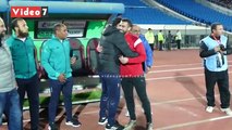 شاهد رد فعل أحمد فتحي بعد طلب لاعب بني سويف التقاط صورة معه