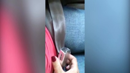 Passageira da Azul que precisou dar nó em cinto de segurança de avião será indenizada