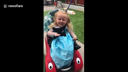 Heartwarming moment young UK girl with spinal muscular atrophy dresses up as Frozen's Elsa