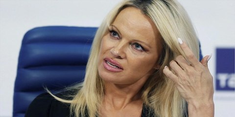 Pamela Anderson cumple los 50 y decide que se acabó el po**o  y todo eso