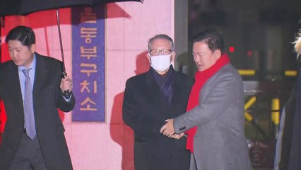 [뉴스라이브] 김기춘 석방에 세월호 유가족 "면죄부나 다름없어" / YTN