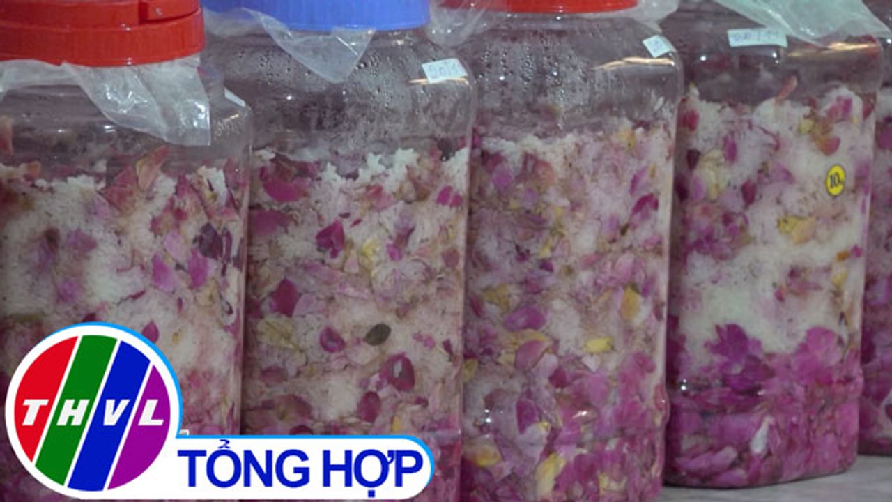 Rượu hoa hồng Sa Đéc được du khách ưa thích