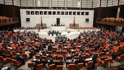 Erdoğan'ın veto edip Meclis'te gönderdiği "filtre" yasası yoğun tartışmalara neden oldu