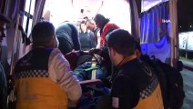 Kaza Yapan Motosikletlinin Yardımına Koştu, Kamyon Çarptı