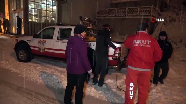 Kayıp 2 Dağcıyı Arayan Ekipler Sabahın İlk Işıklarında Arama Çalışmalarına Yeniden Başladı