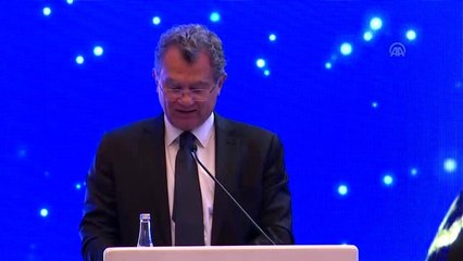 Simone Kaslowski: "Beyin göçünü durduracak toplumsal iklimi yaratmak zorundayız"