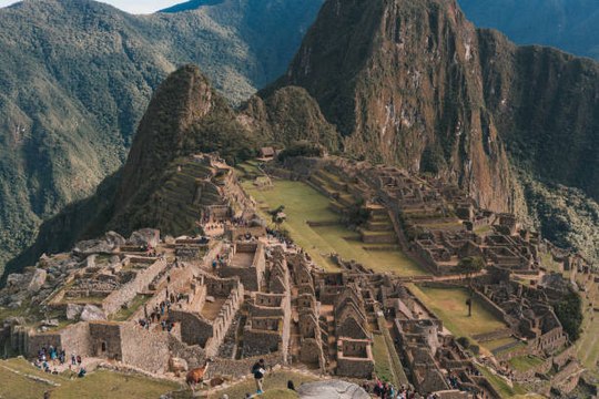 Les sites menacés par le tourisme de masse : les autorités réagissent