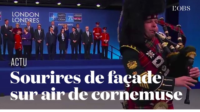 La photo de famille des dirigeants des pays de l'Otan sur un air de cornemuse