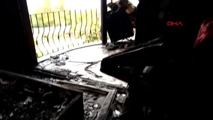 İzmir evde çıkan yangında anne- oğul öldü