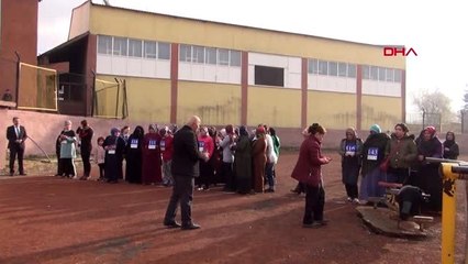 Bitlis'te yürüyüş yarışmasında kadınlar yarıştı