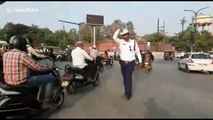 Indian traffic cop dazzles commuters with his stylish dance moves