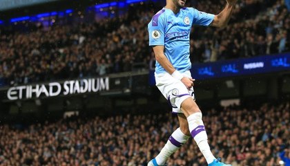 رياض محرز.. صانع التاريخ الجزائري