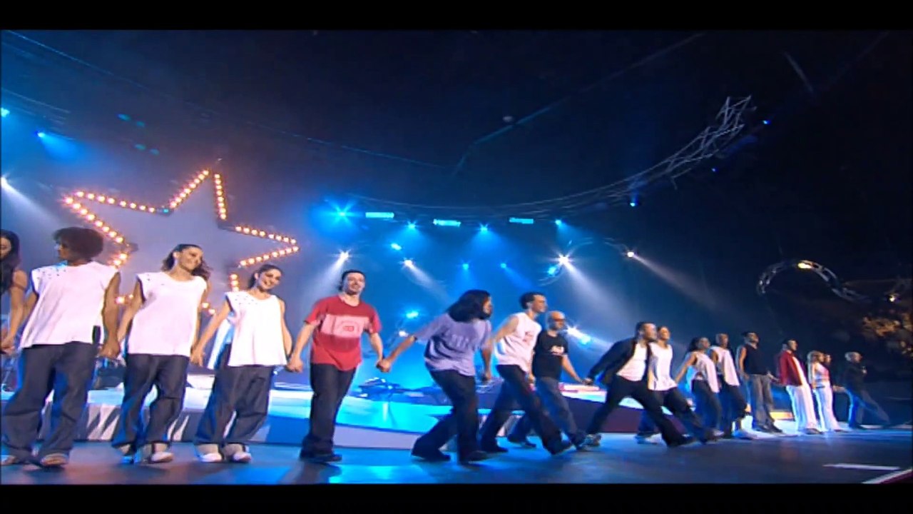 Star Academy — "J'attend l'amour" – (Johanna Denker – Adapt. Françoise : Jeanne Ermilova) | (Le spectacle musical de Star Academy – Enregistré au Forest National de Bruxelles le 21 mai 2002)