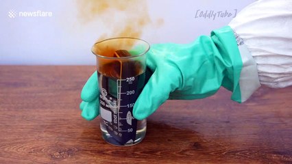 Nokia vs nitric acid: YouTuber soaks old mobile phone in corrosive liquid