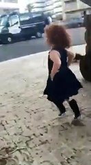 La niña de tres años cuyo padre es guardia civil a quien desean que reviente "por ser hija de un hijoputa terrorista"