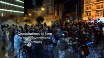 Lebanese protesters scuffle with security forces during night demo (2)