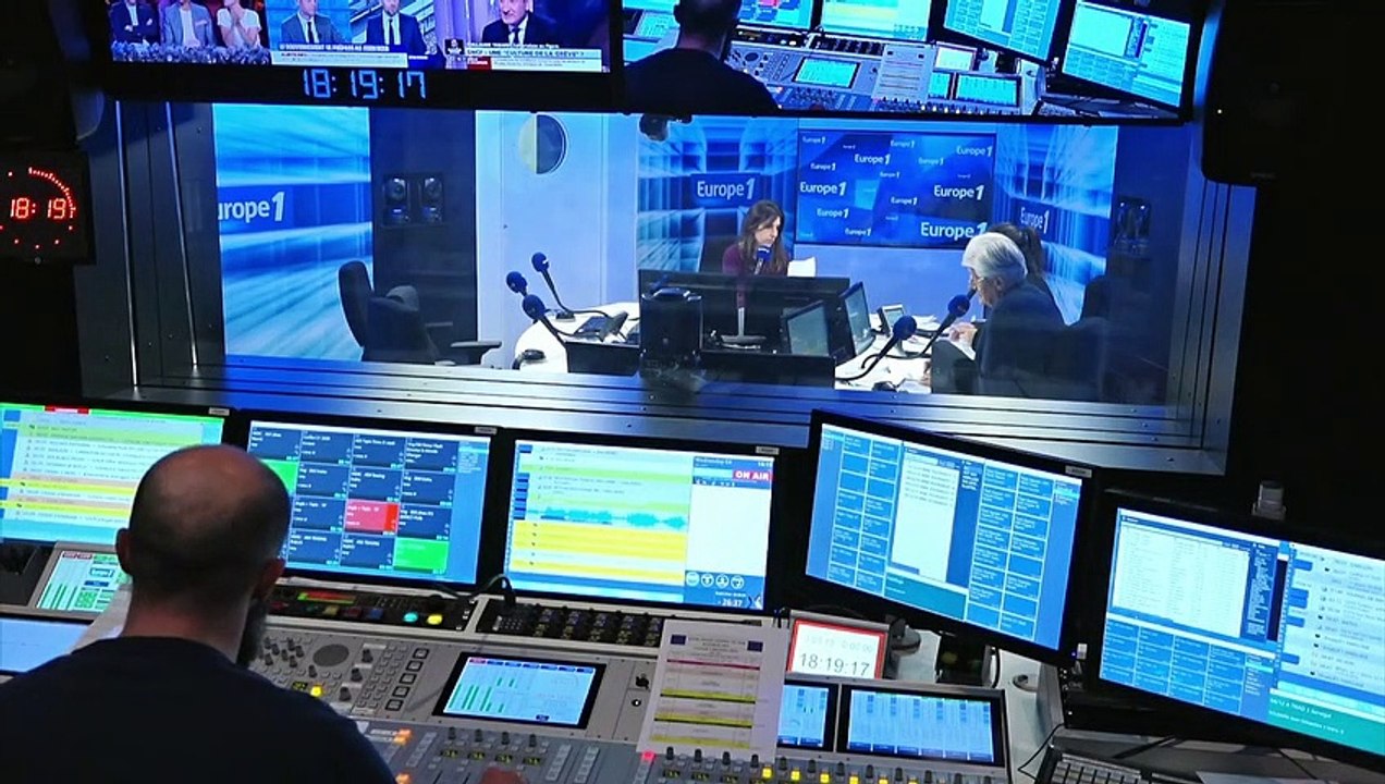 Pascal Perrineau : "Le 5 décembre est l'occasion pour les syndicats de reprendre la main sur les mouvements sociaux"