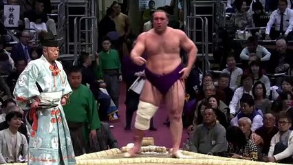 Myogiryu vs Tochinoshin - Kyushu 2019, Makuuchi - Day 2