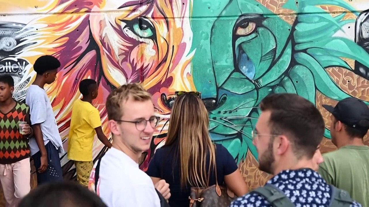 El turismo, el arma de "La 13" para alejar la violencia en Medellín