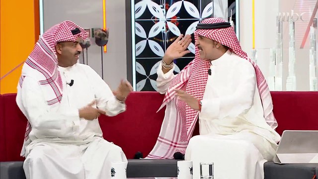 ثناء عبد الله بالخير على مصطفى الآغا في بداية حلقة صدى الملاعب