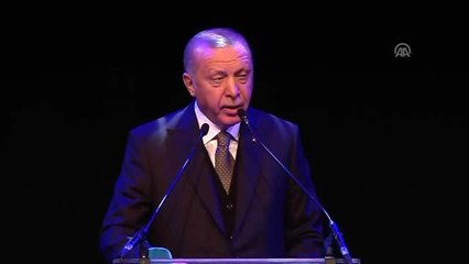 Erdoğan: "YPG'li teröristler ile FETÖ'cü alçaklara meydanı bırakmamanızı istiyoruz"