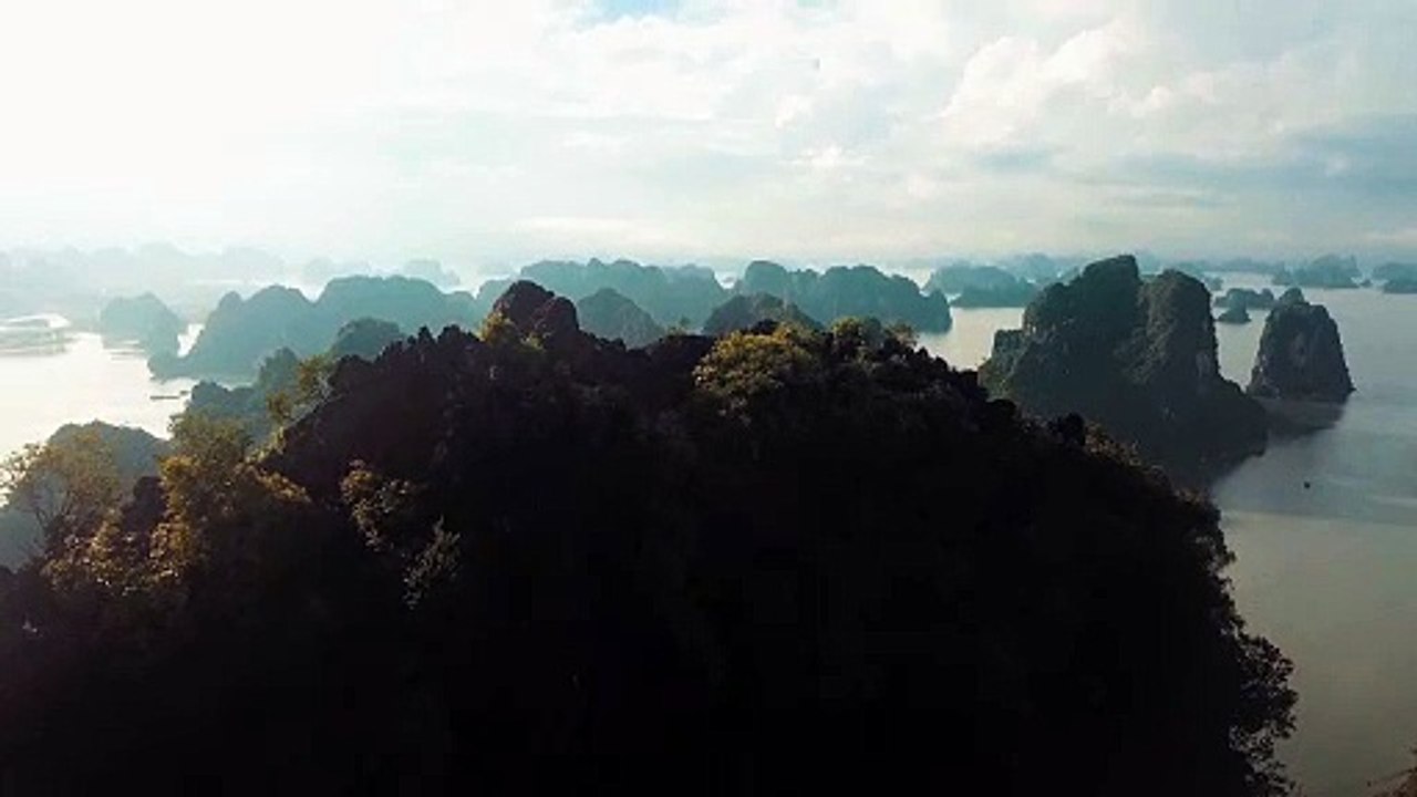 Taryn Elliott - Group Of Mountain Islands - Nature (No Copyright Video 69) [4K]