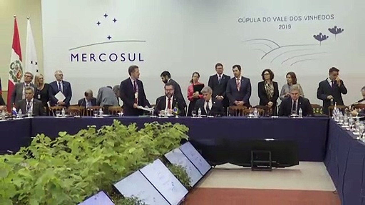 Mercosur celebra cumbre en plenas transiciones de gobierno