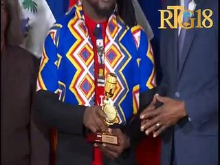 Manno Beats a reçu au palais national par le Président de la  République Jovenel Moïse