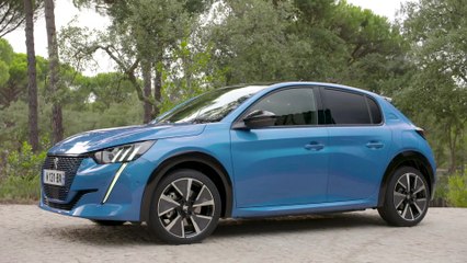 Exklusive Designelemente für den PEUGEOT e-2008