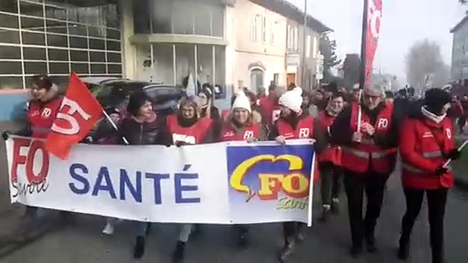 Grève du 5 décembre 2019 à Saint-Jean-de-Maurienne - Vidéo Dailymotion