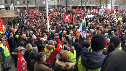 下载视频: Manifestation contre la réforme des retraites: beaucoup de monde  à Brest !