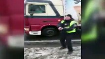 - Ukrayna polisi Türk tır şoförüne silah çekti