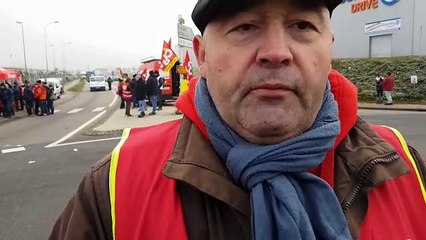 Grève du 5 décembre : une délégation de Parisot Saint-Loup défile à Vesoul