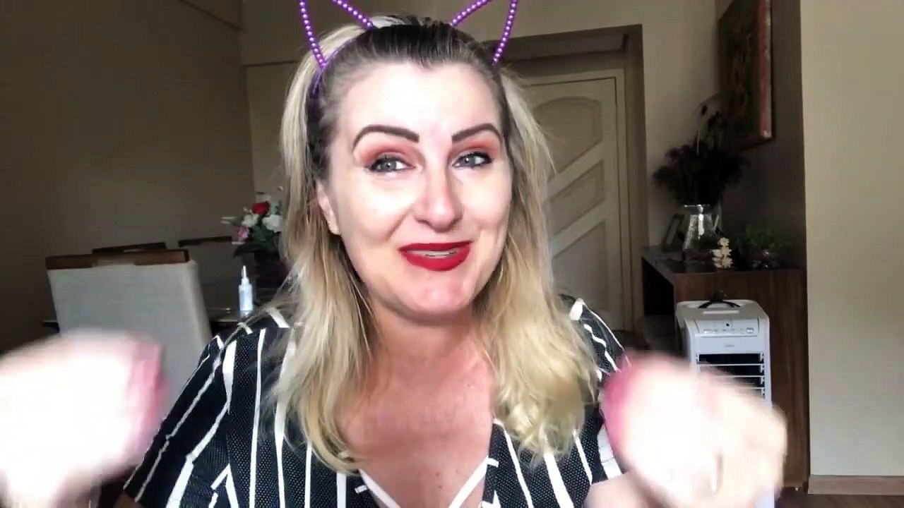 CILIOS ENORMES, SO PASSANDO ISSO ANTES DE DORMIR- Por Nina Della Rosa