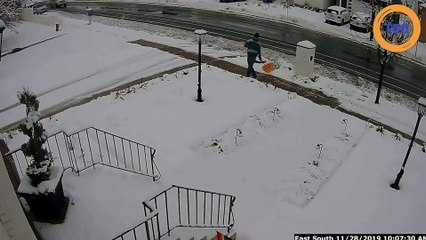 Tout se passait très bien jusqu'à ce que le chasse-neige n'intervienne...