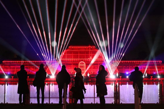 Millions of Lights Make Christmas at These Royal Gardens a Magical Winter Wonderland