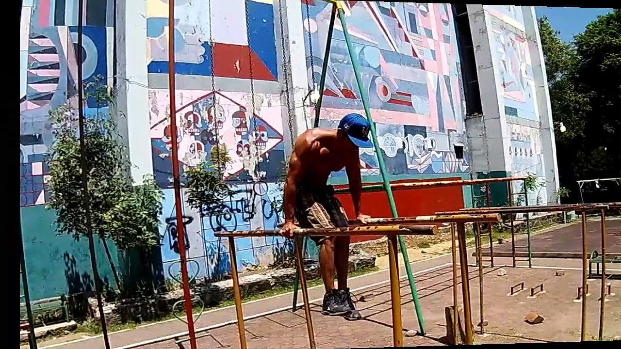 Fondos para Pecho ¡Gran ejercicio para pectorales sin pesas!