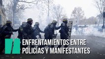 Enfrentamientos entre policías y manifestantes contrarios a la reforma de las pensiones