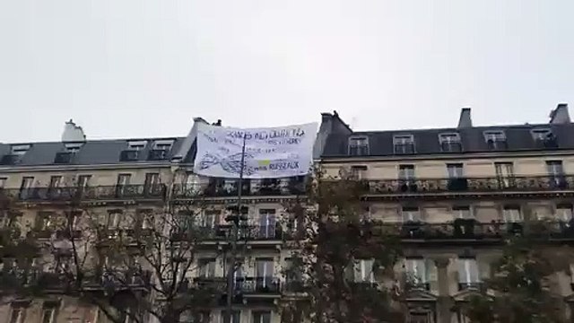 Fransa'da genel grev- Büyük devrimler küçük sefaletlerden doğarlar, aynı büyük nehirlerin küçük akıntılardan oluşması gibi - Paris - GreveGenerale