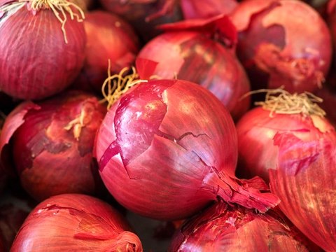 Soğan suyunun faydaları nelerdir? Soğan suyunun faydaları ve soğan suyu tarifi!
