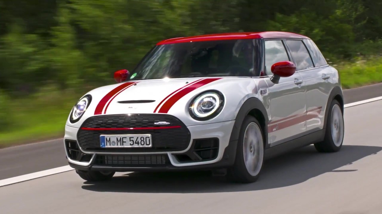Der MINI John Cooper Works siegt beim „sport auto“ Award 2019