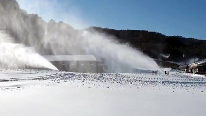 최남단 무주덕유산 스키장 내일 뒤늦은 개장 / YTN